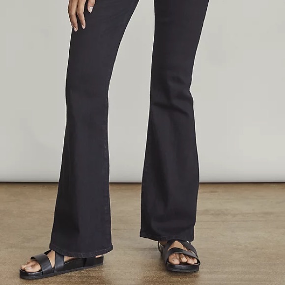 Elizabeth And James high rise flare jeans - Picture 3 of 11